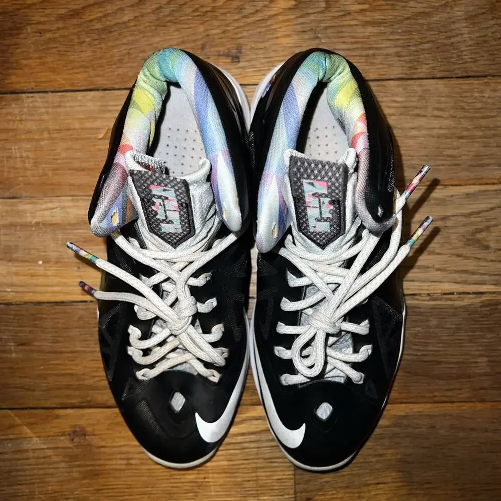 Nike LeBron 10 X Prism Men Size 8.5/Women 10 black.basketball.rare.classic